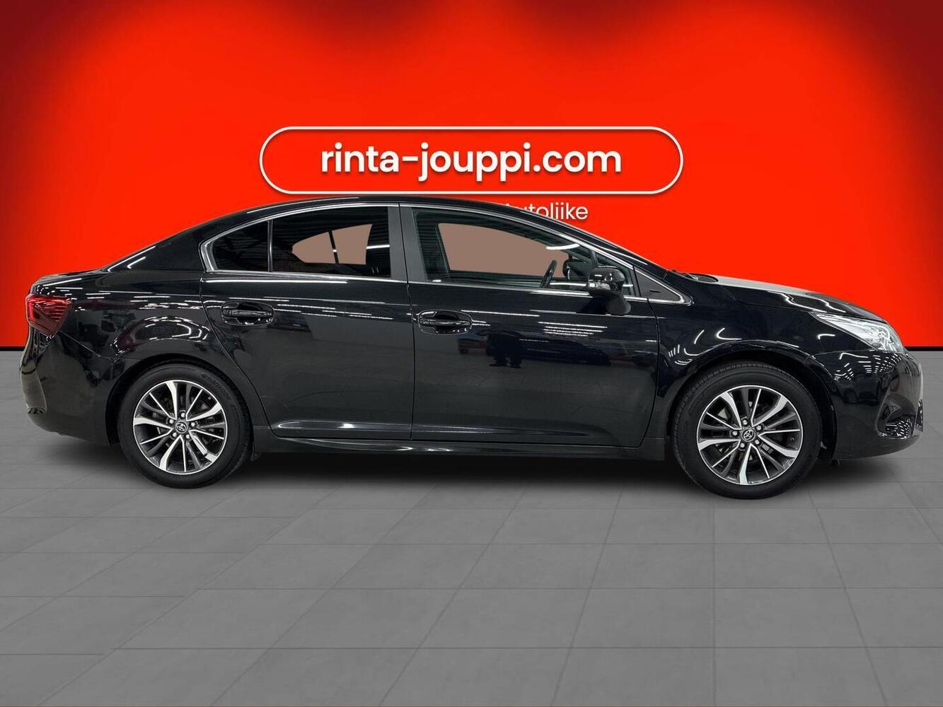 Toyota Avensis vaihtoauto