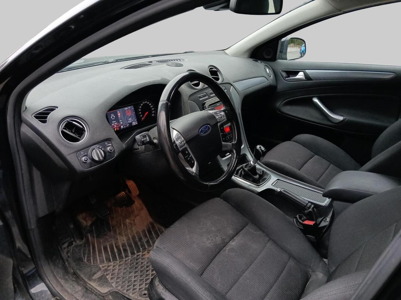 Ford Mondeo vaihtoauto