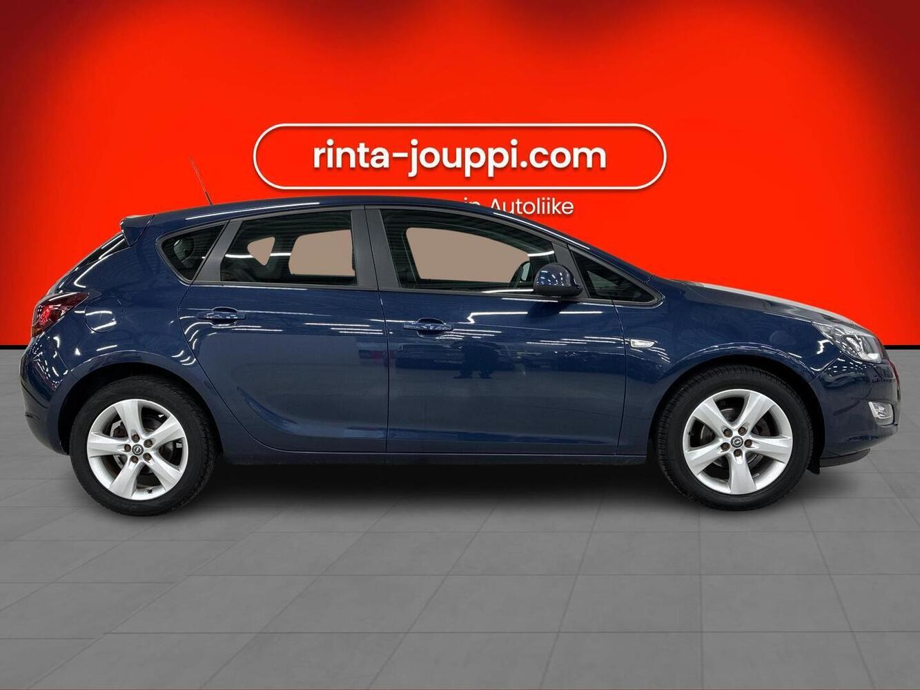 Opel Astra vaihtoauto