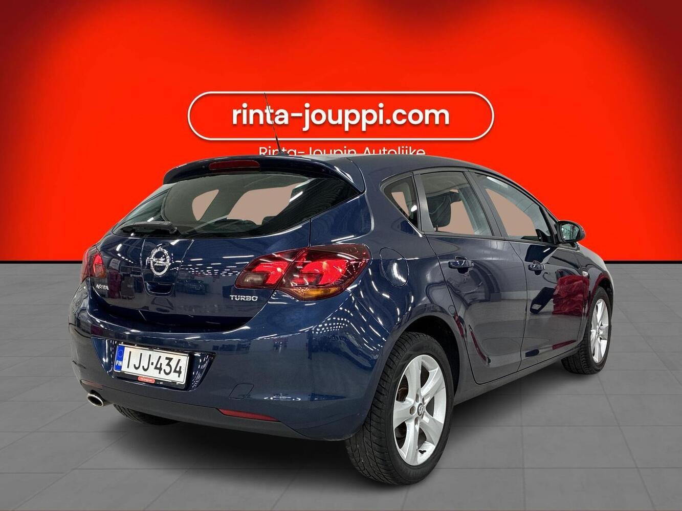 Opel Astra vaihtoauto