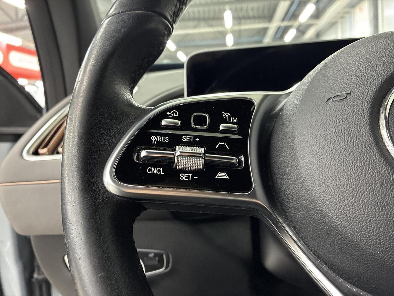 Mercedes-Benz EQC vaihtoauto