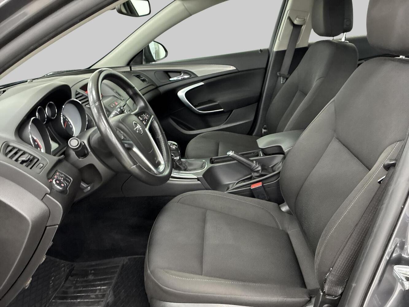 Opel Insignia vaihtoauto