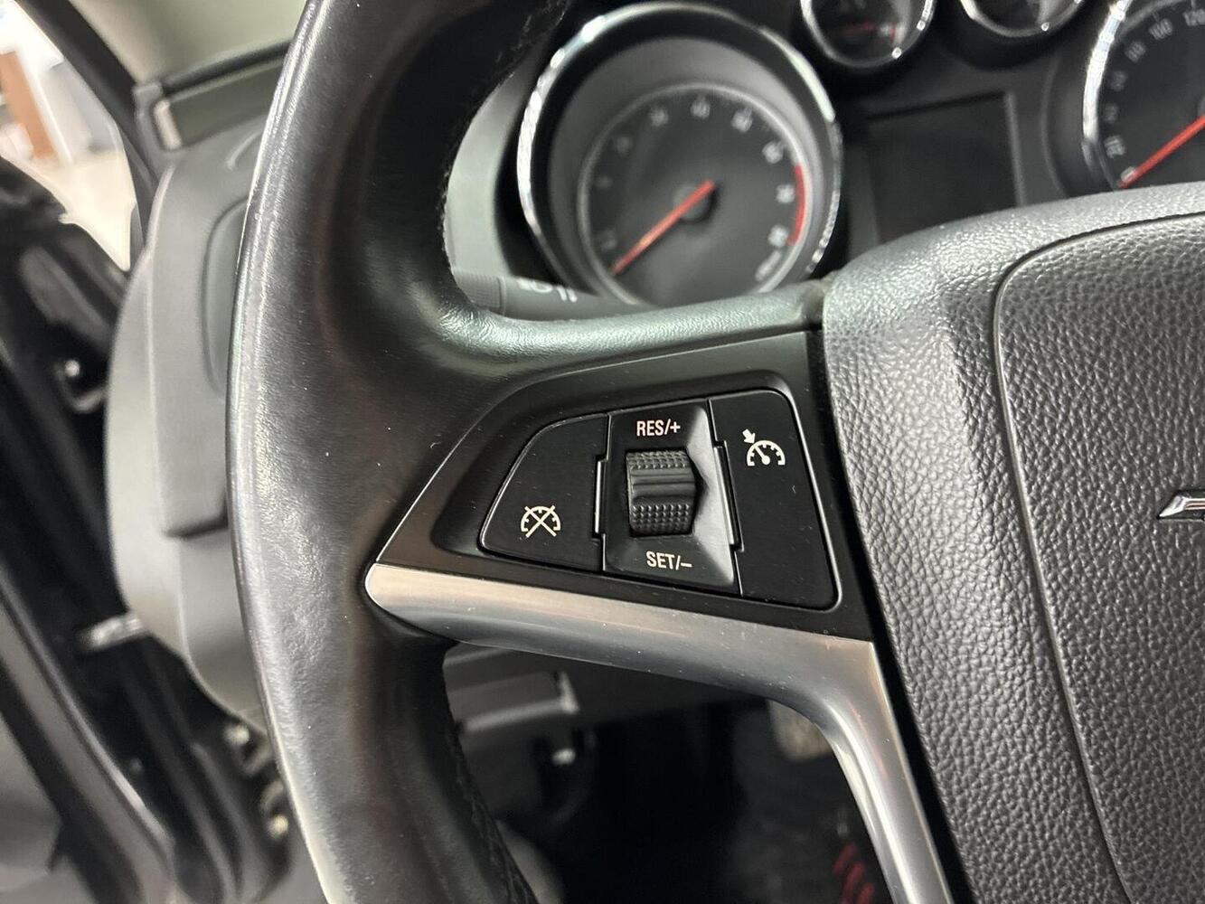 Opel Insignia vaihtoauto