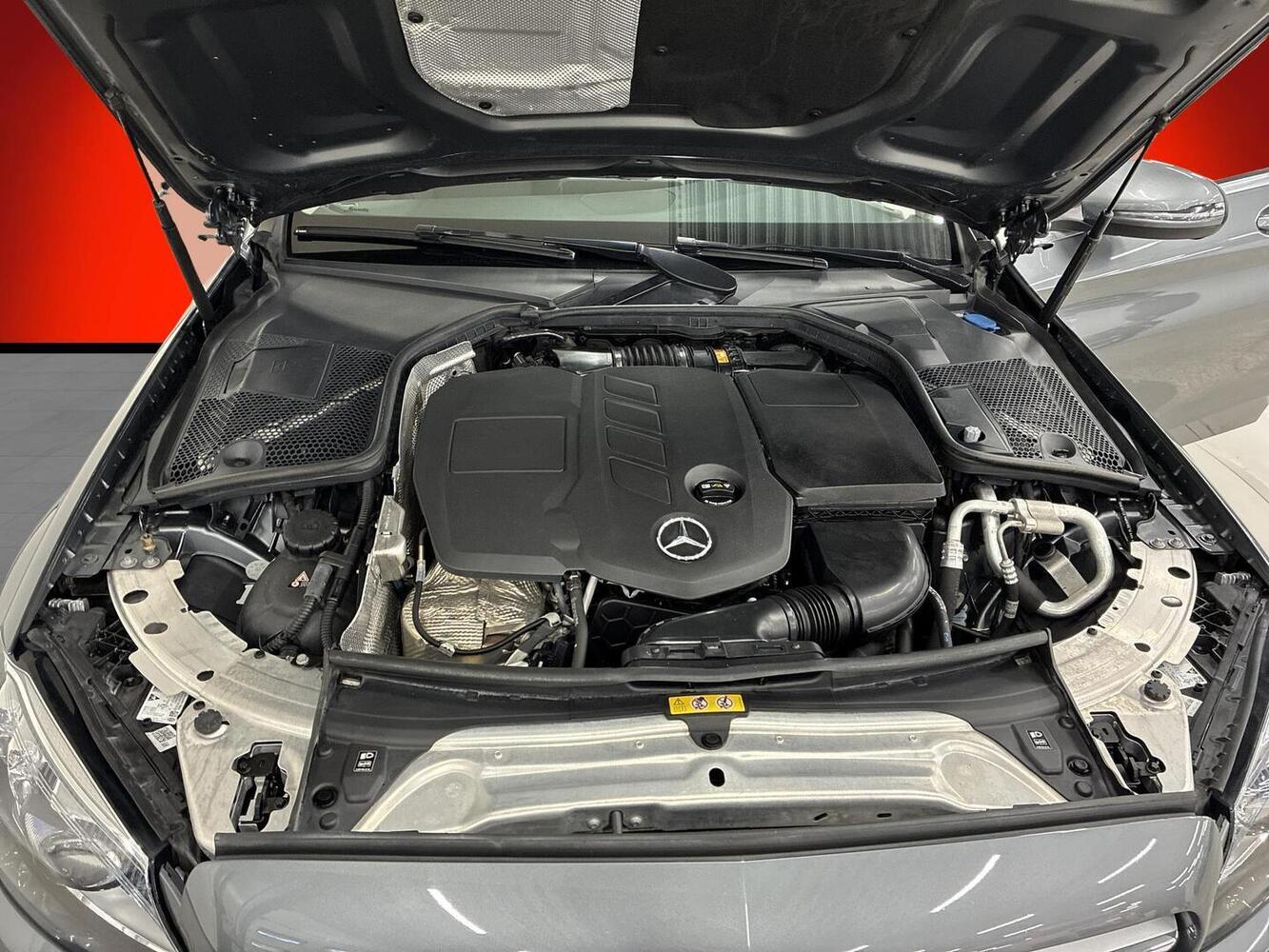 Mercedes-Benz C vaihtoauto