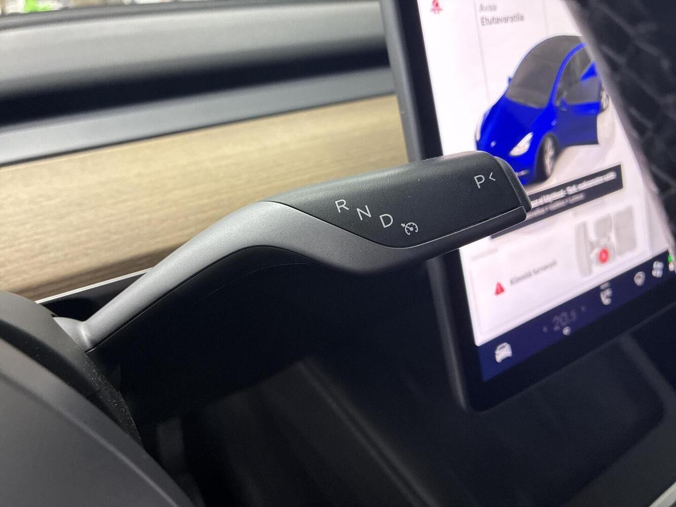 Tesla Model Y vaihtoauto
