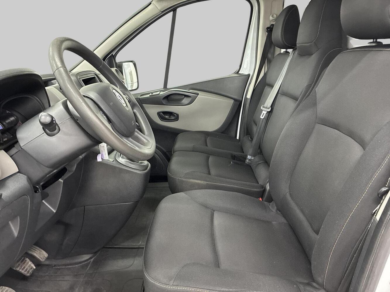Renault Trafic vaihtoauto