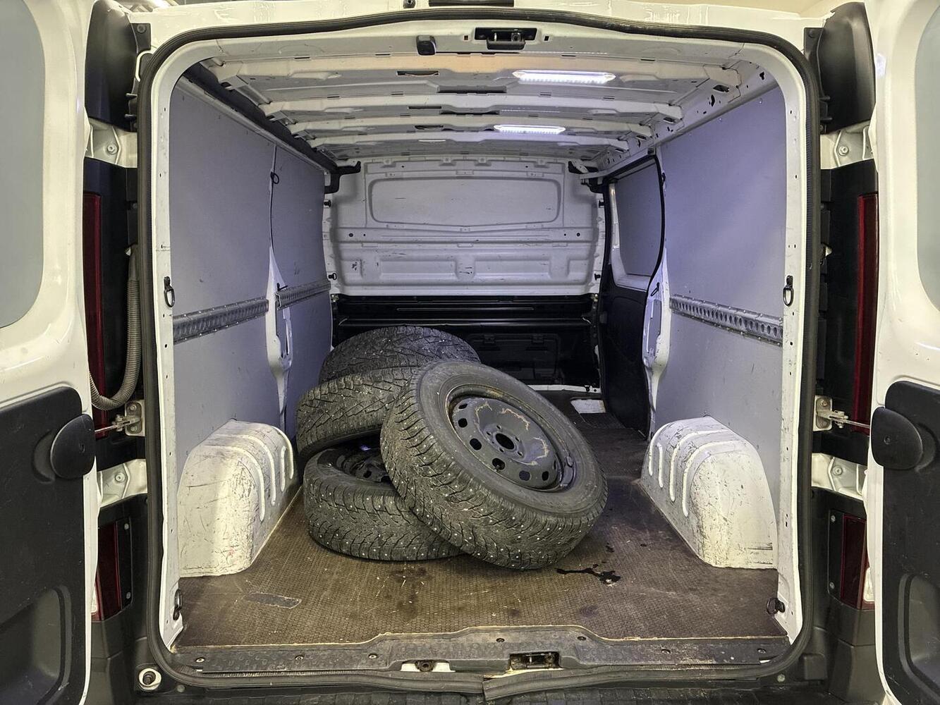 Renault Trafic vaihtoauto