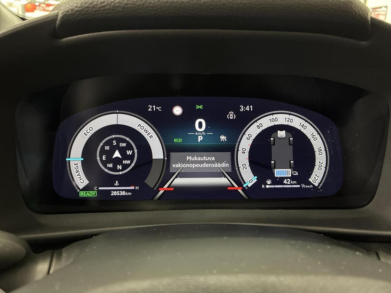 Toyota C-HR vaihtoauto