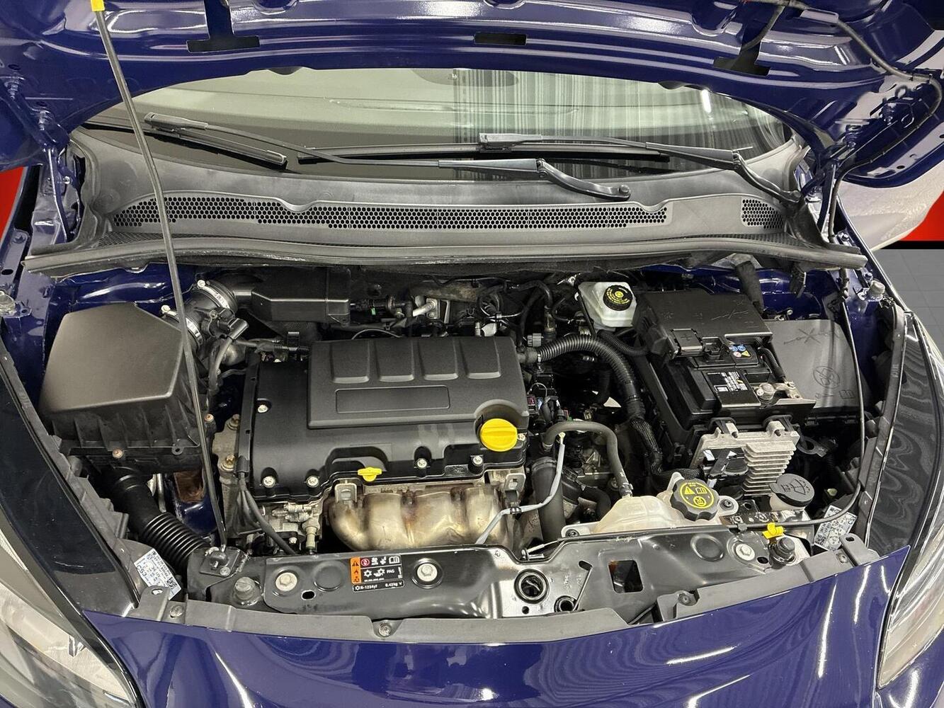 Opel Corsa vaihtoauto