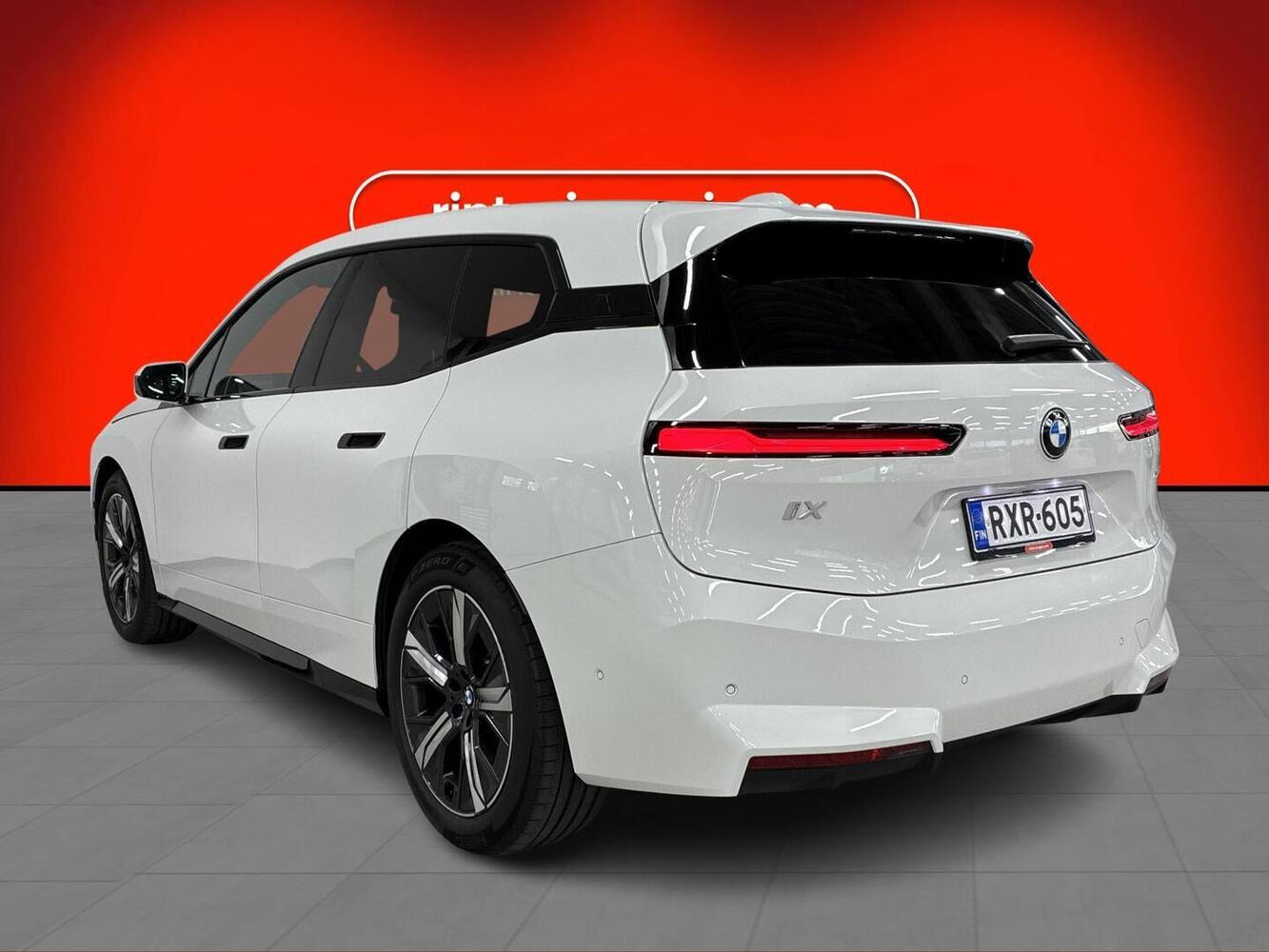 BMW iX vaihtoauto