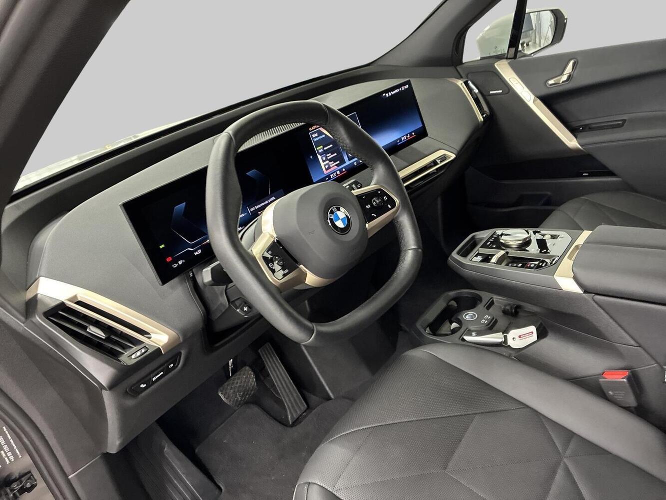 BMW iX vaihtoauto