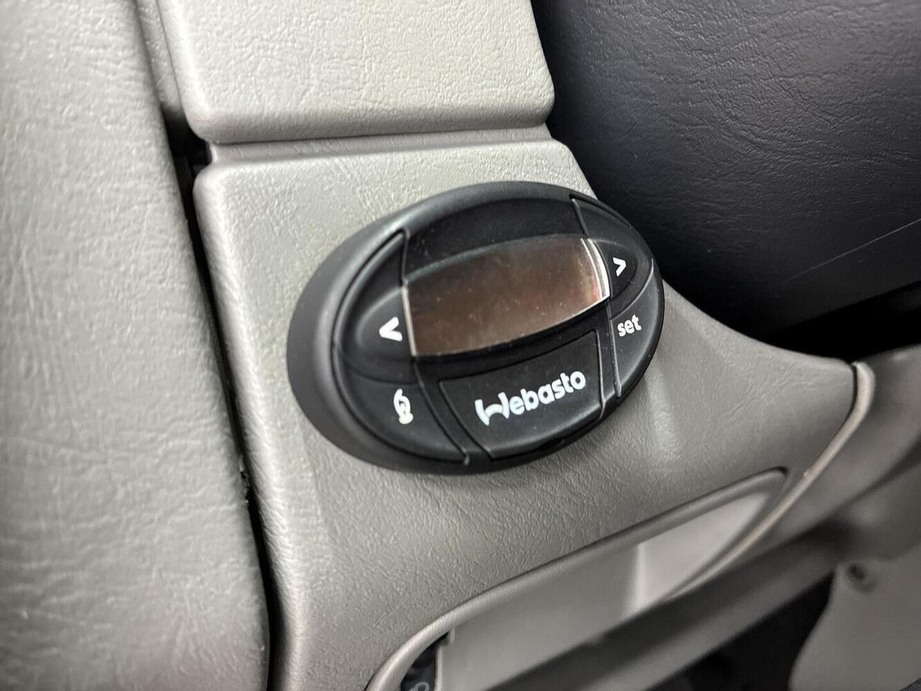 Nissan Primastar vaihtoauto