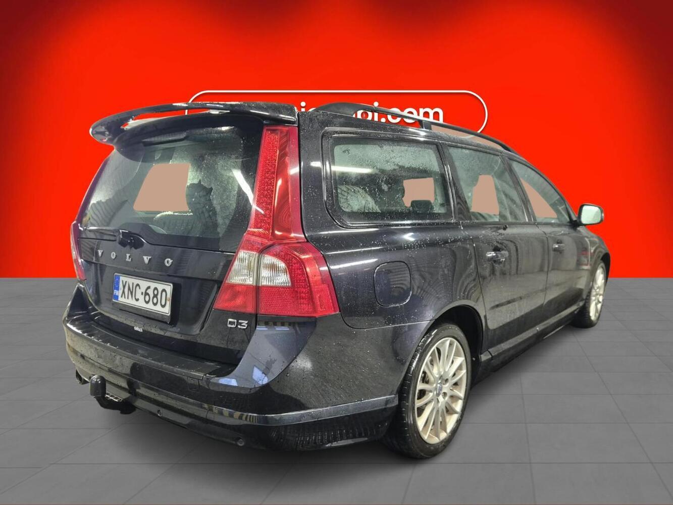 Volvo V70 vaihtoauto