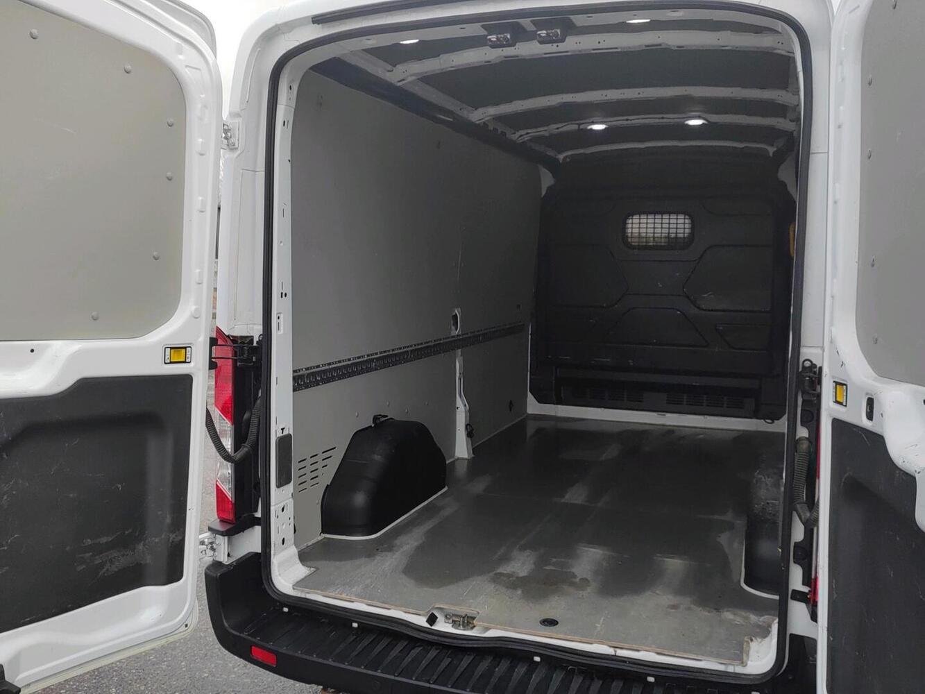 Ford Transit vaihtoauto