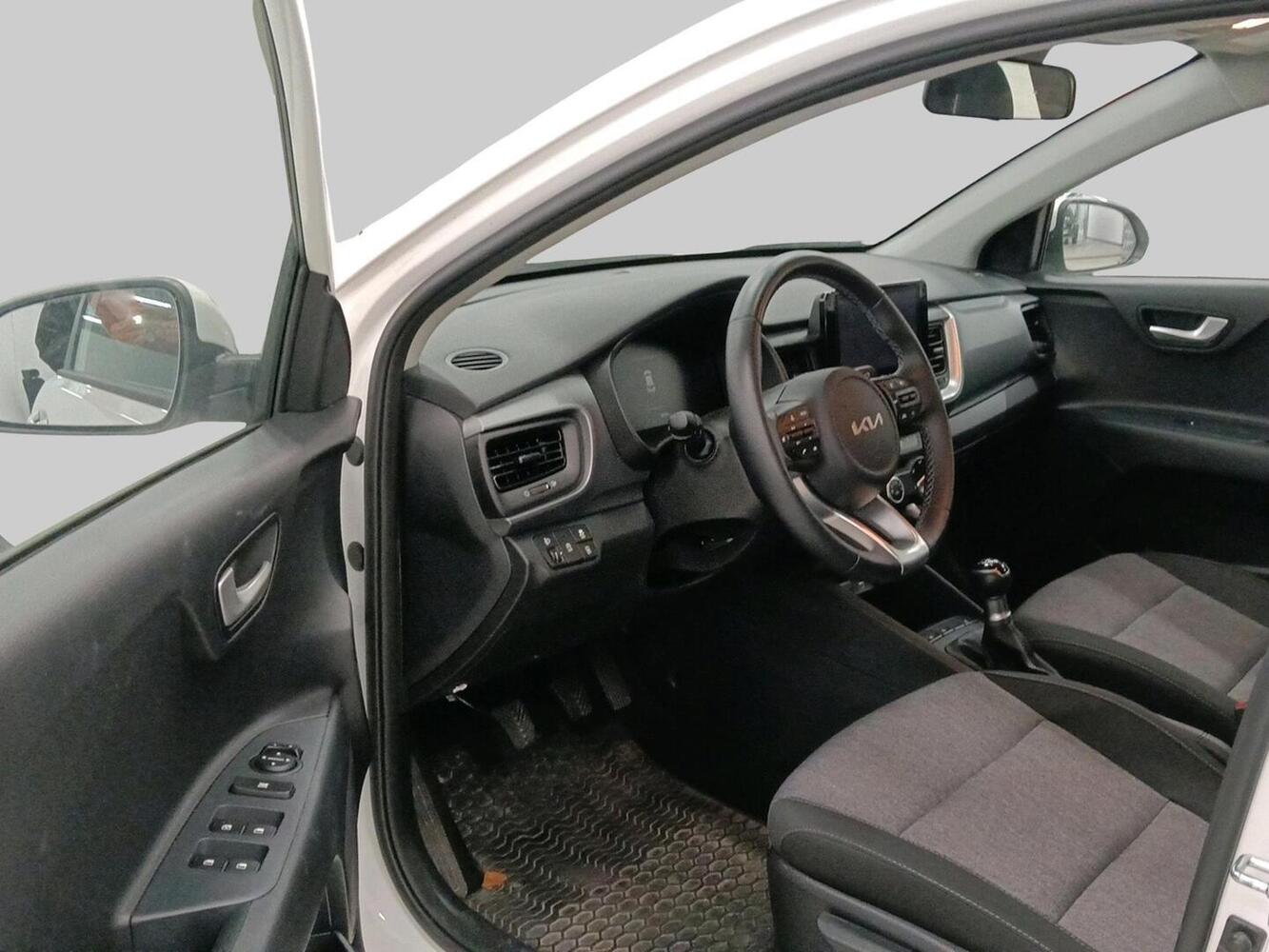 Kia Stonic vaihtoauto