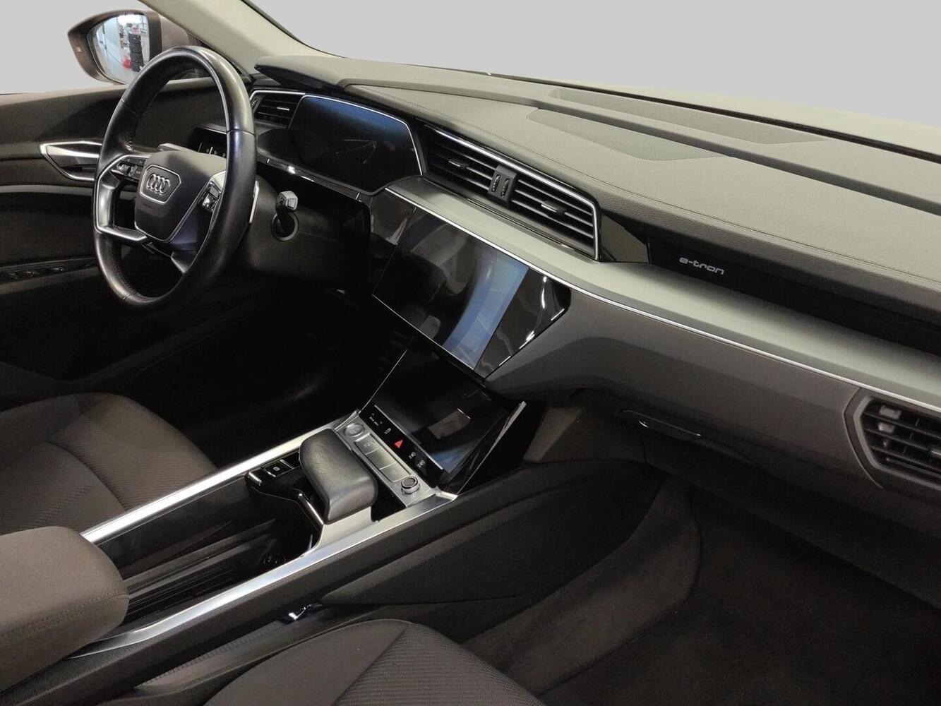 Audi e-tron vaihtoauto