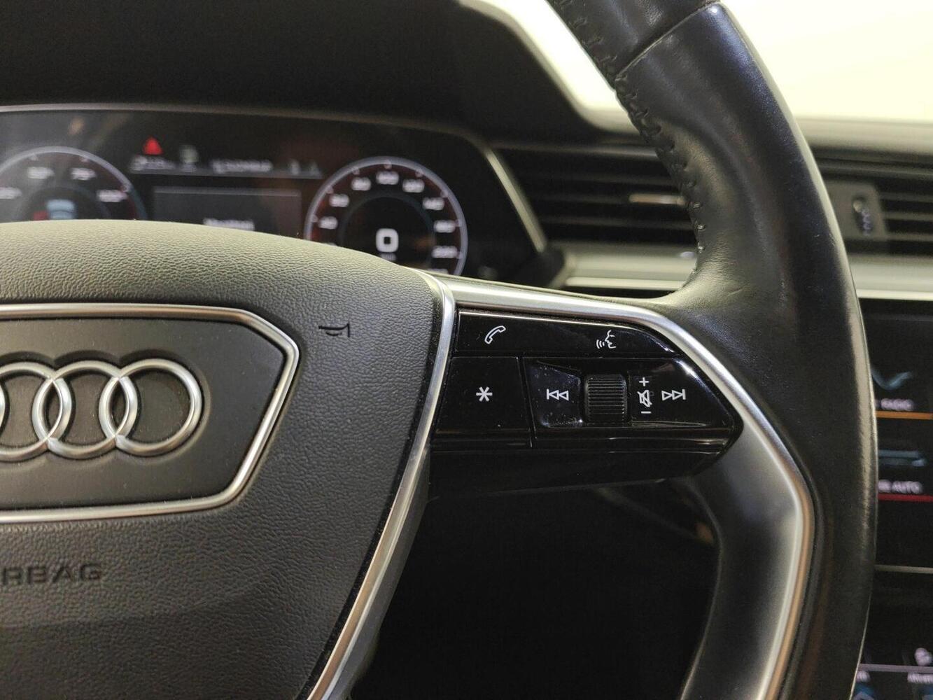 Audi e-tron vaihtoauto