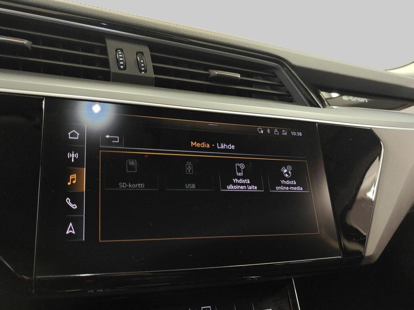 Audi e-tron vaihtoauto