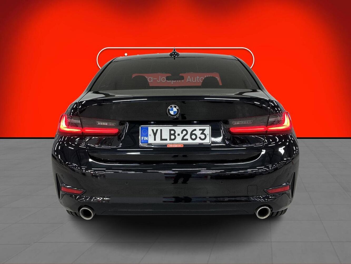 BMW 330 vaihtoauto