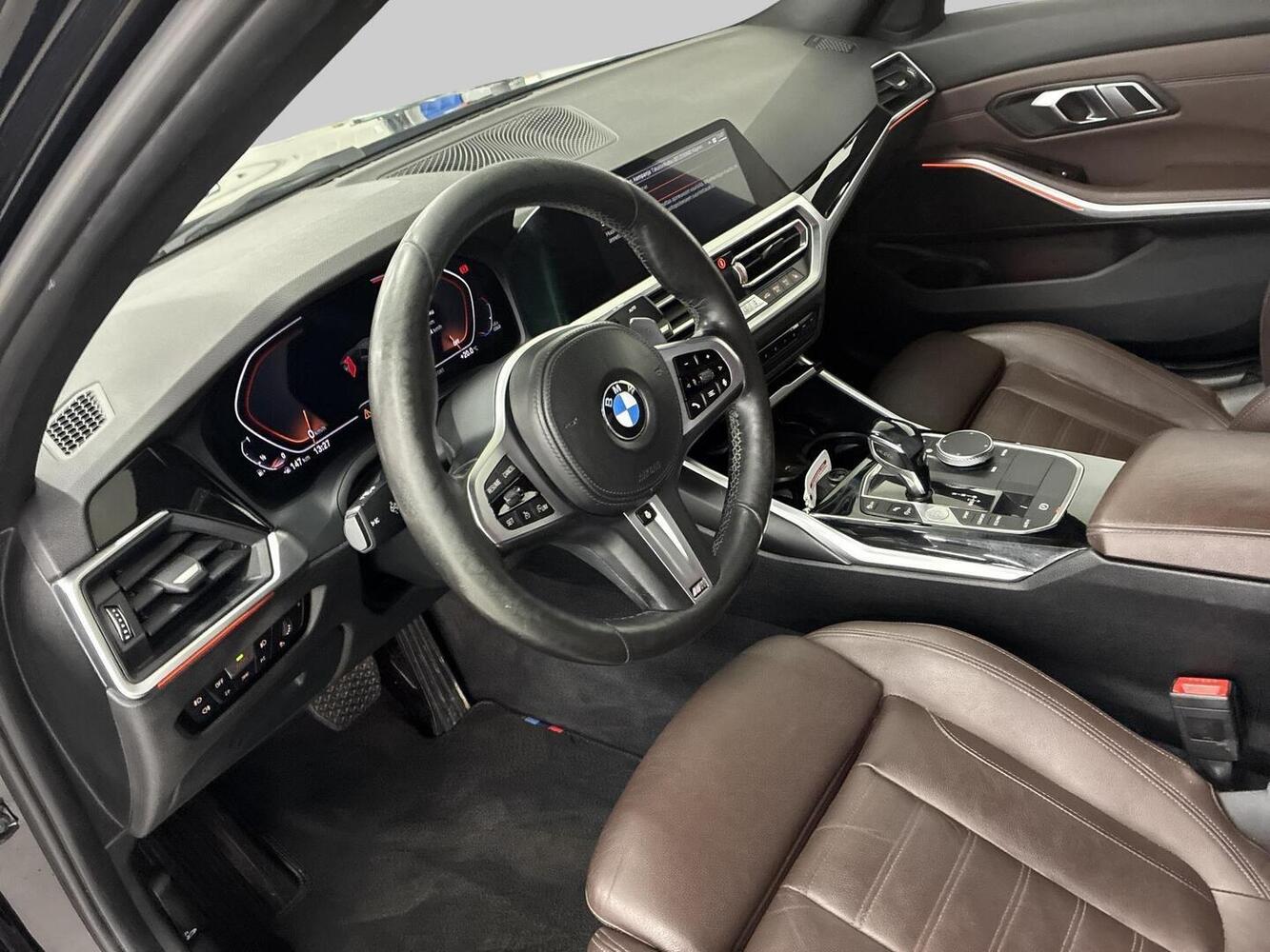 BMW 330 vaihtoauto