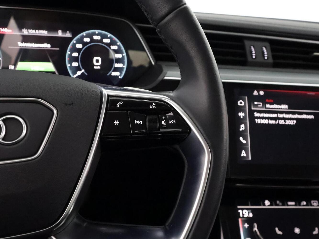 Audi e-tron vaihtoauto