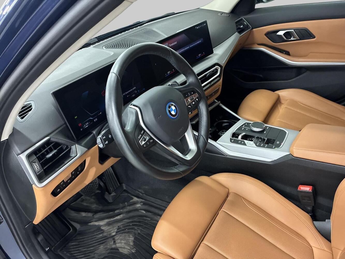 BMW 330 vaihtoauto