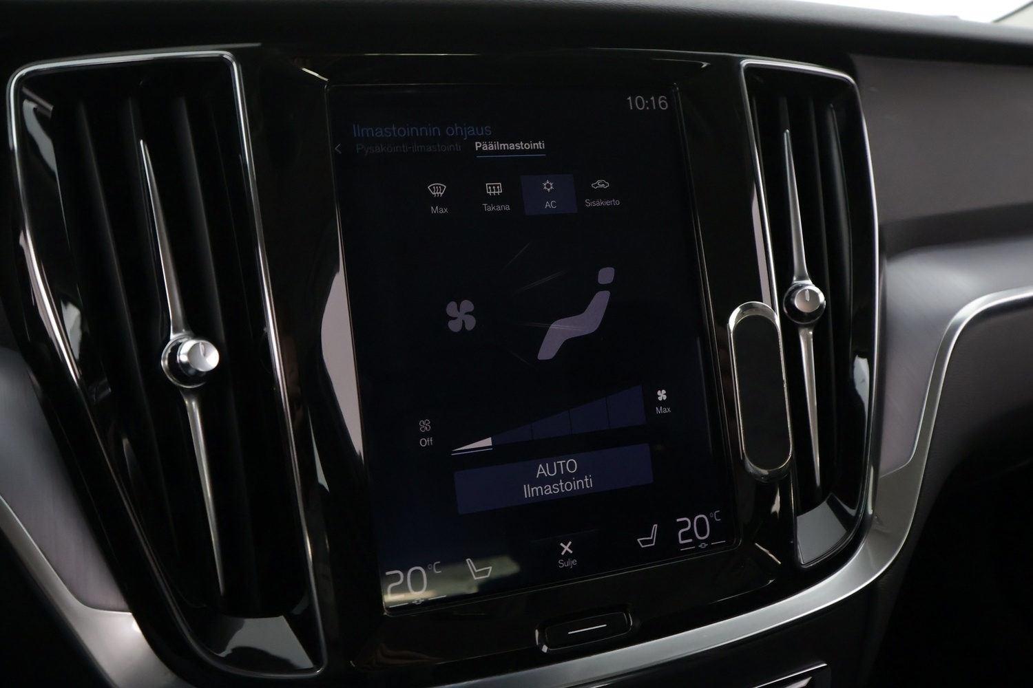 Volvo V60 vaihtoauto