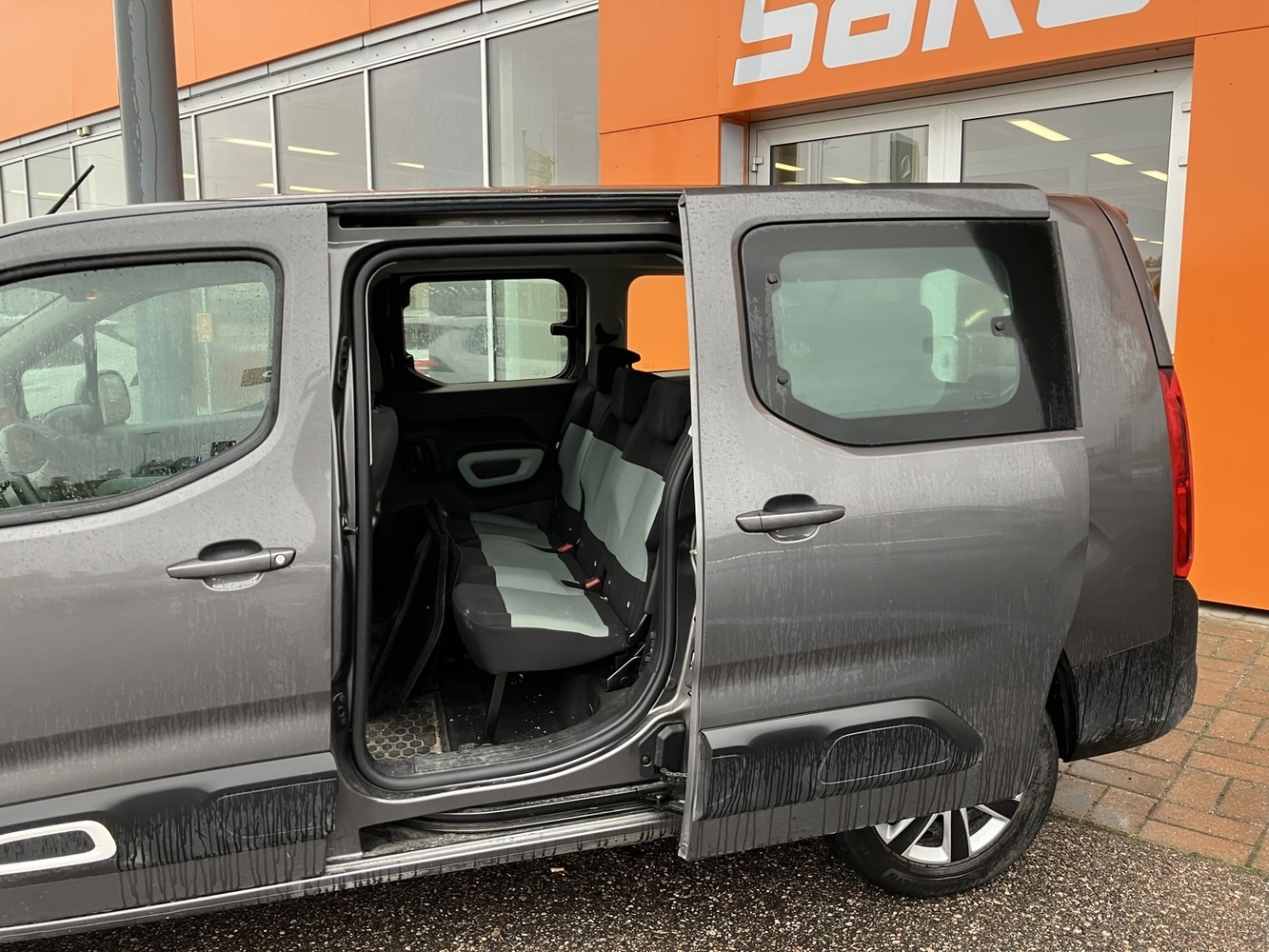 Citroën Berlingo vaihtoauto