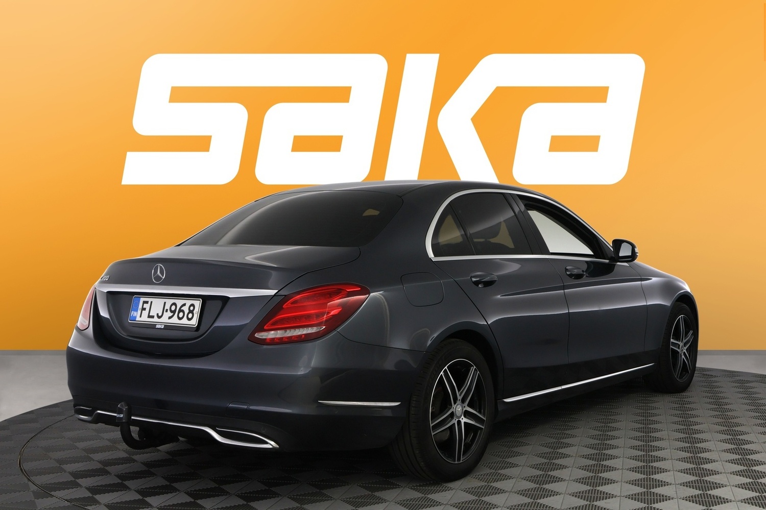 Mercedes-Benz C vaihtoauto
