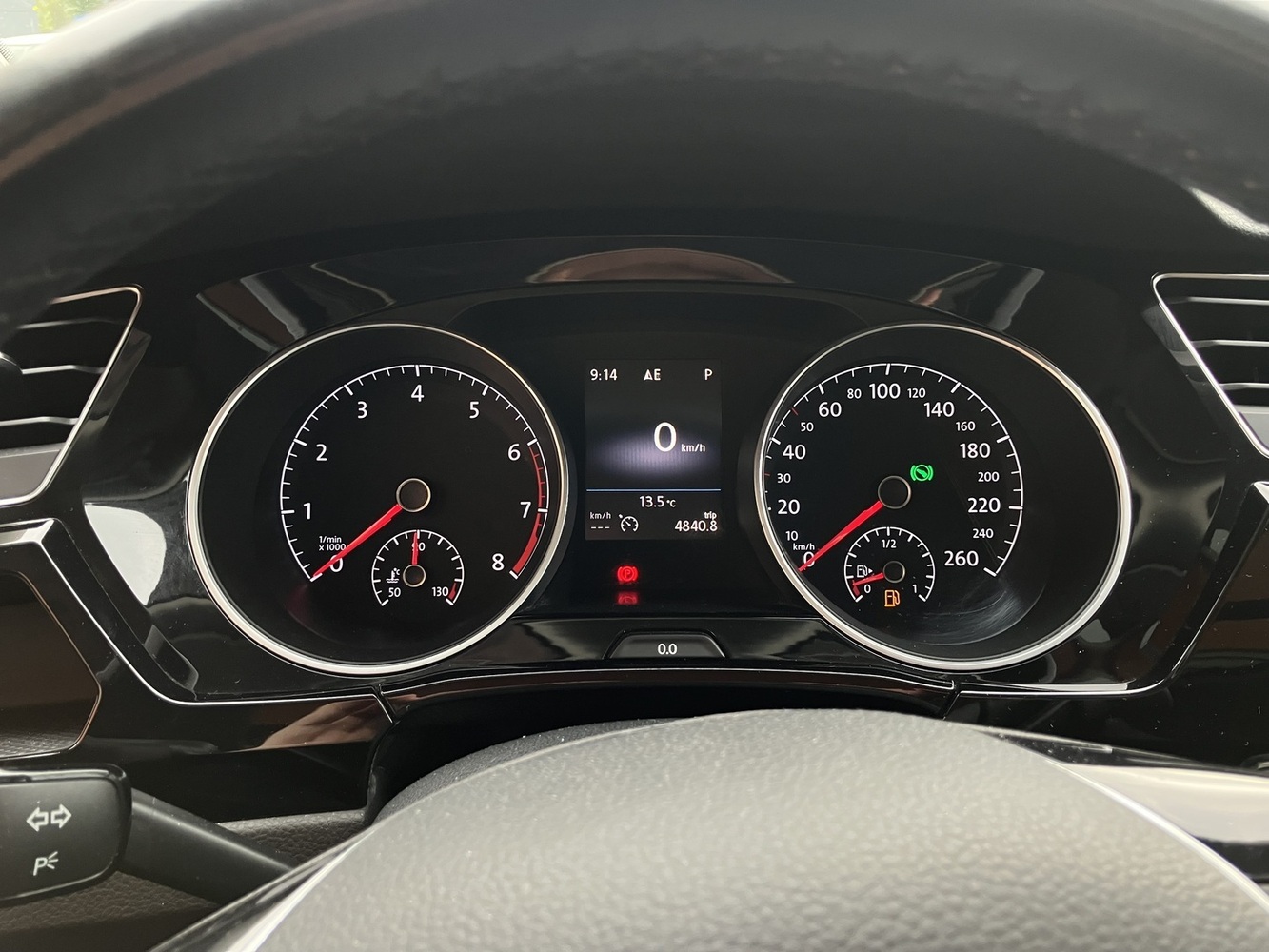 Volkswagen Touran vaihtoauto