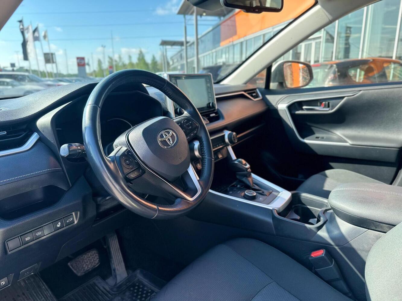 Toyota RAV4 vaihtoauto