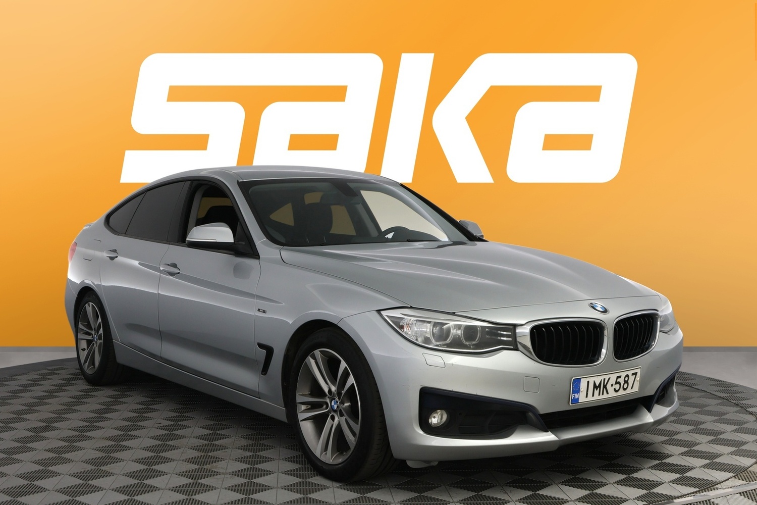 BMW 318 vaihtoauto