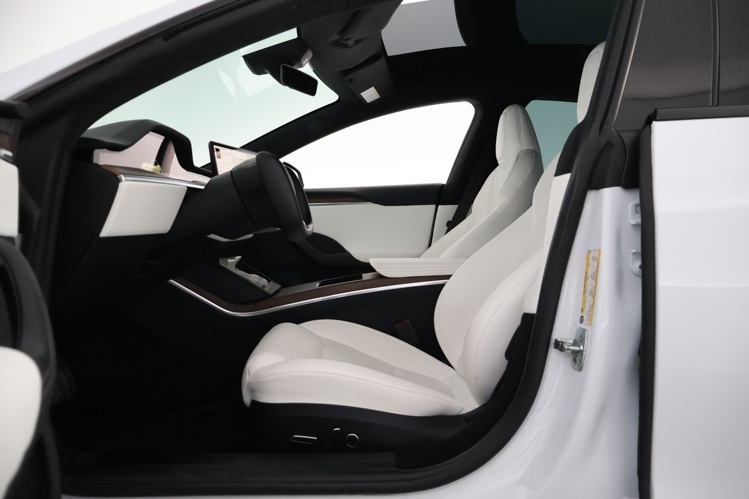 Tesla Model S vaihtoauto