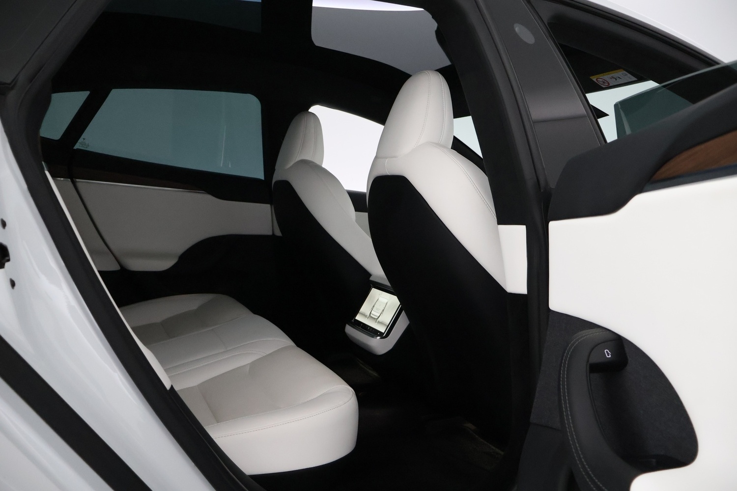 Tesla Model S vaihtoauto