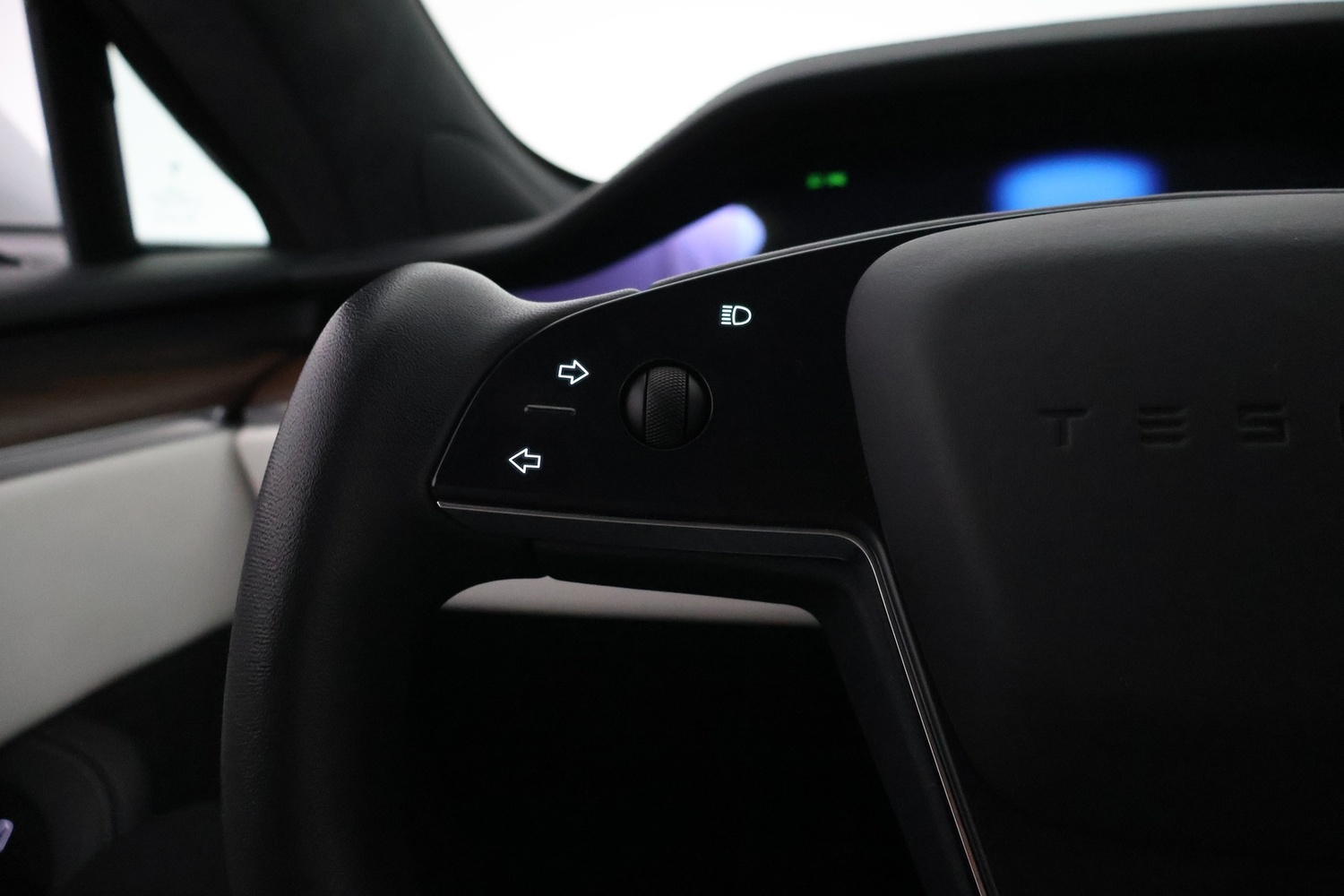 Tesla Model S vaihtoauto