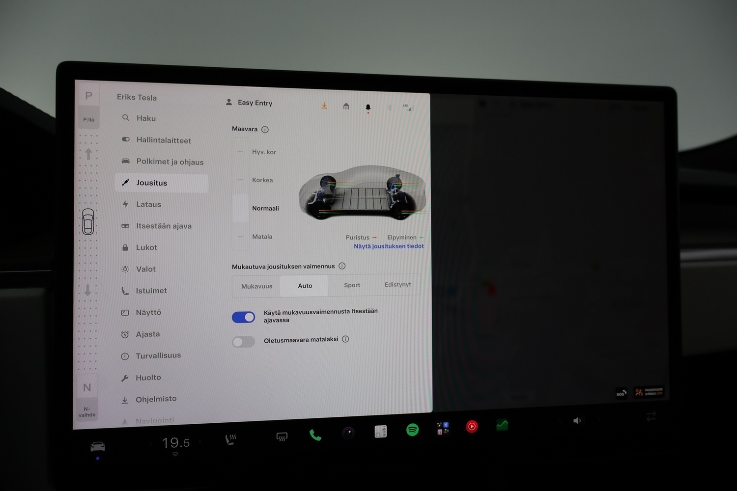 Tesla Model S vaihtoauto