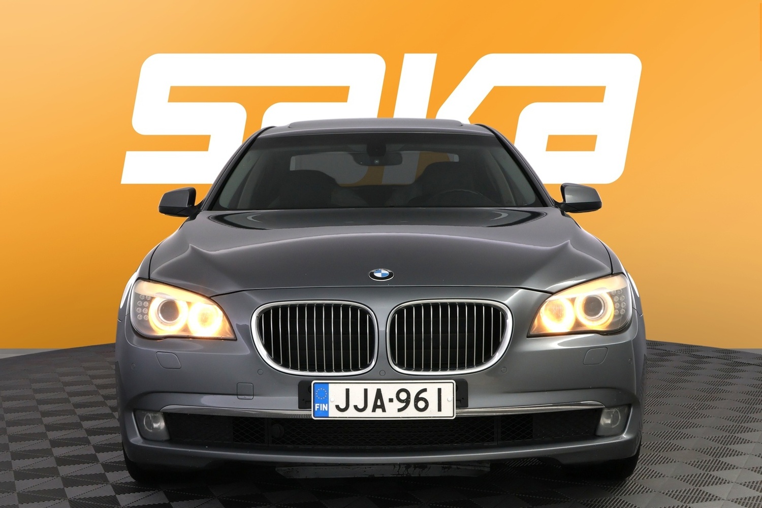 BMW 730 vaihtoauto
