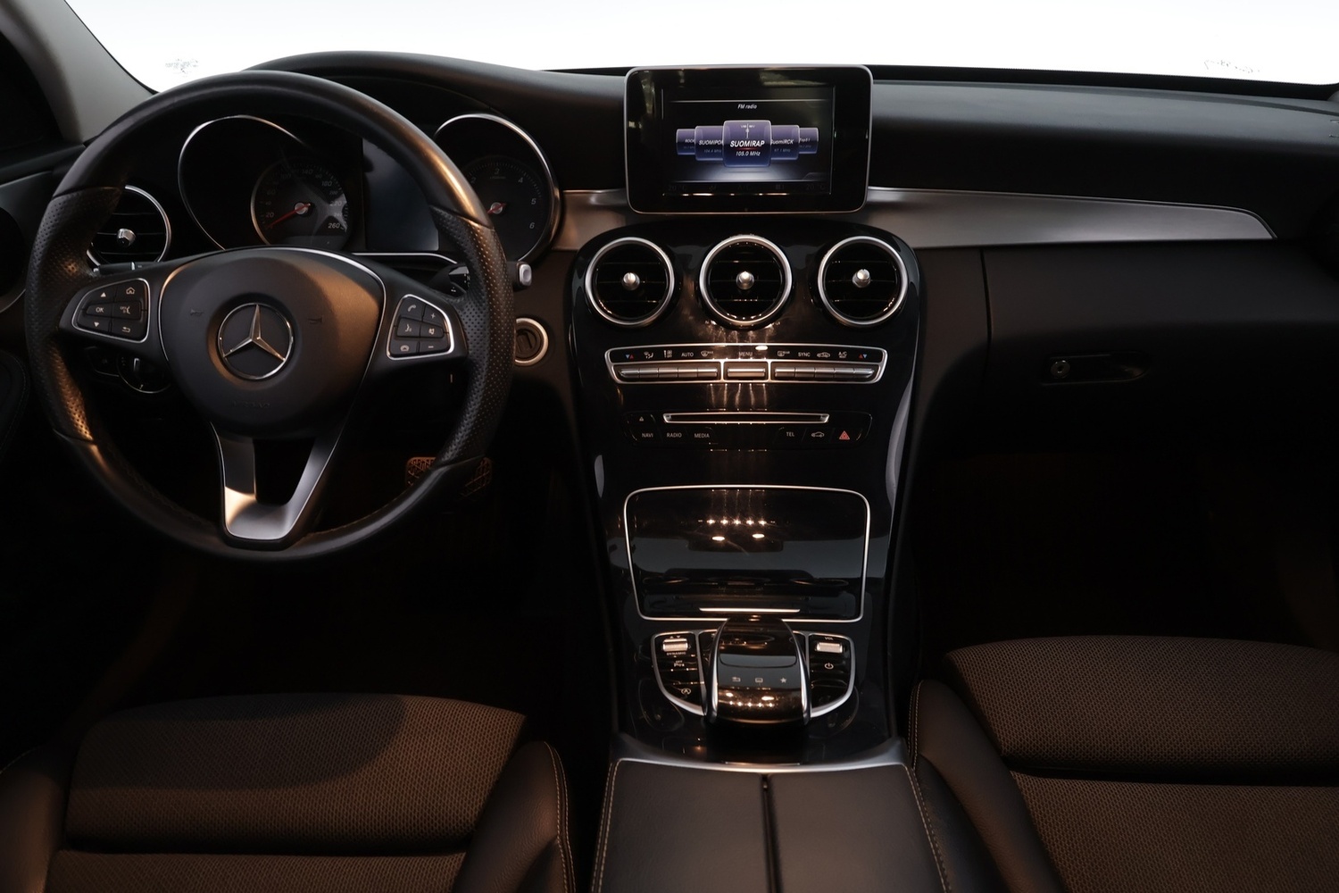 Mercedes-Benz C vaihtoauto