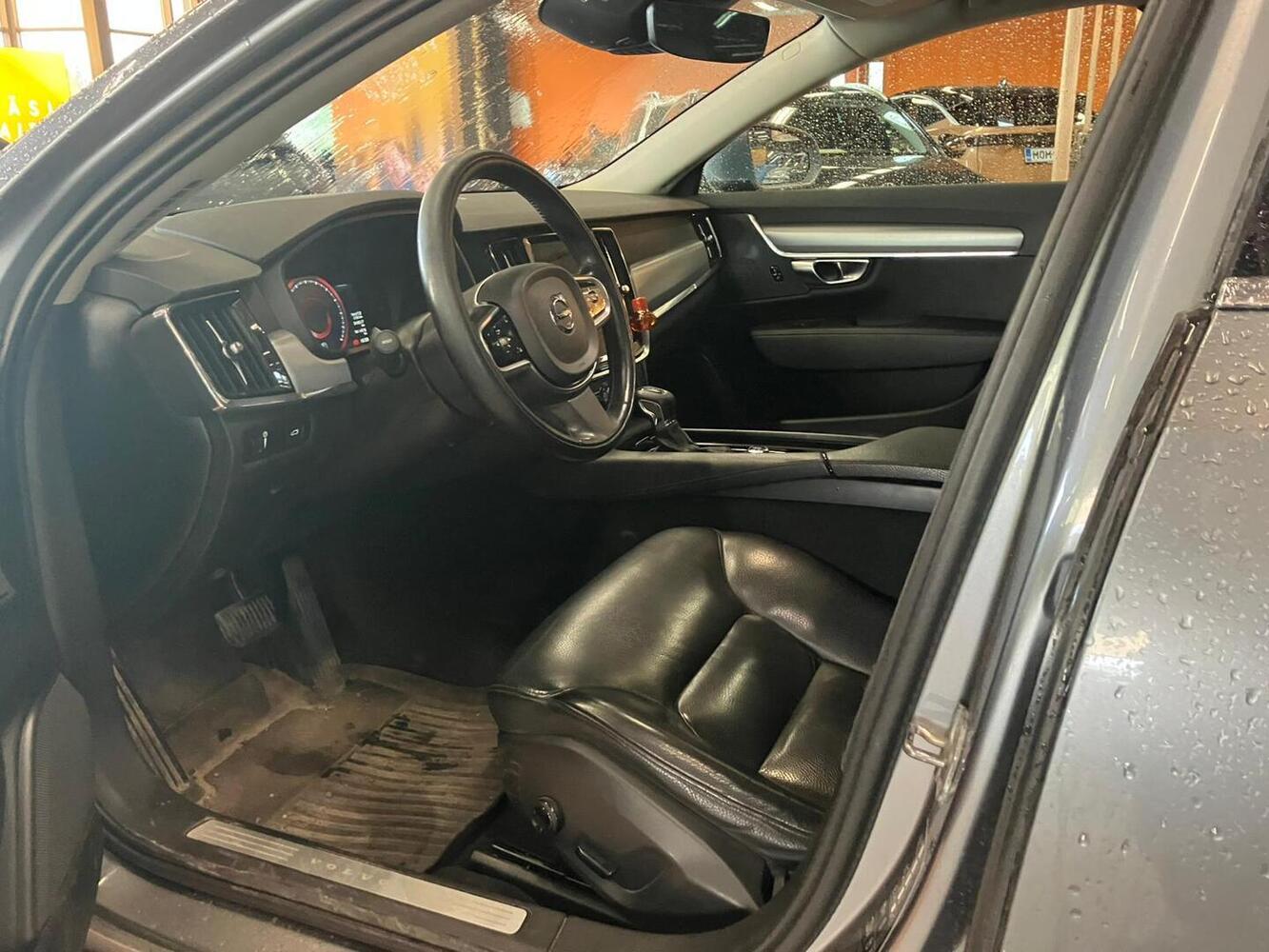 Volvo S90 vaihtoauto
