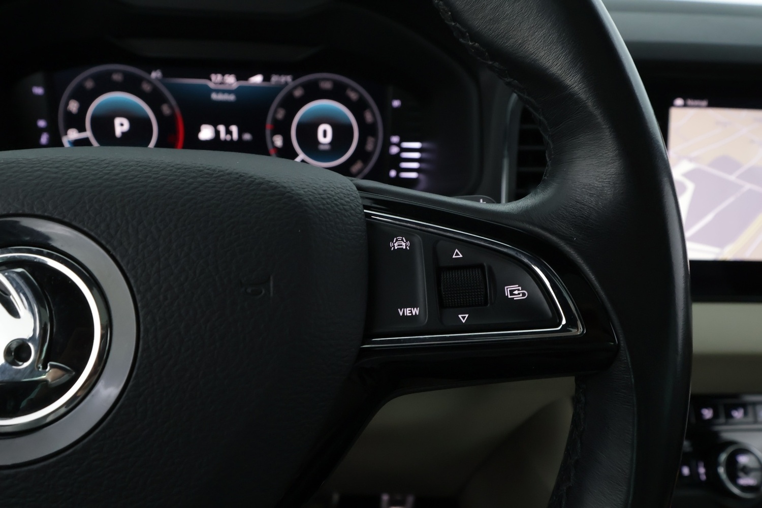 Skoda Karoq vaihtoauto