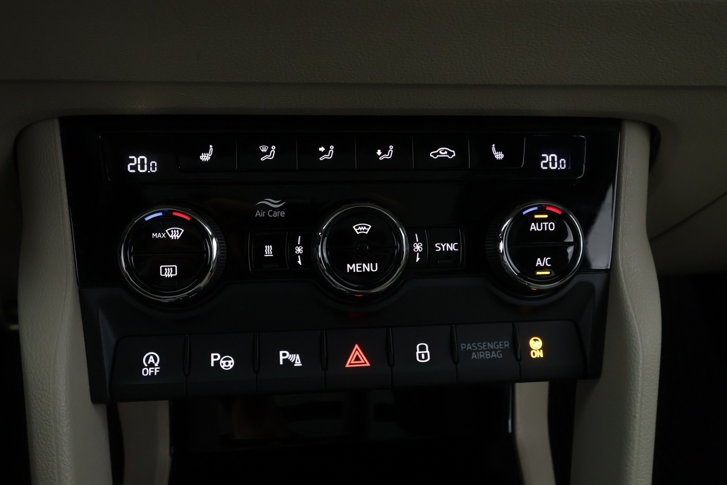 Skoda Karoq vaihtoauto