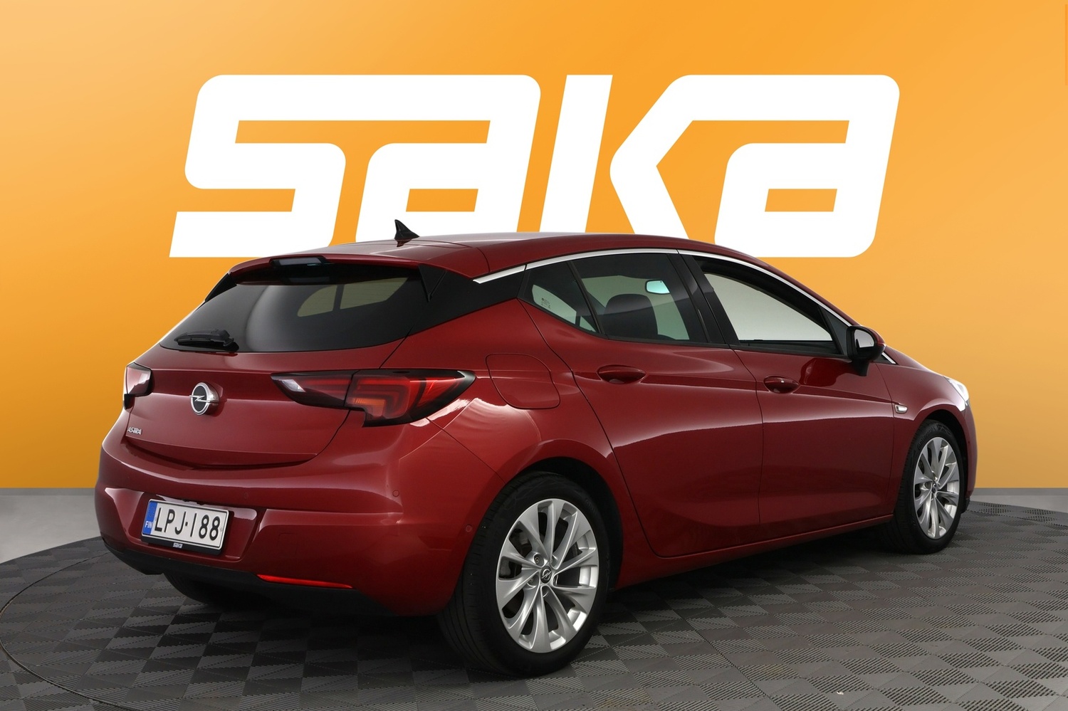Opel Astra vaihtoauto