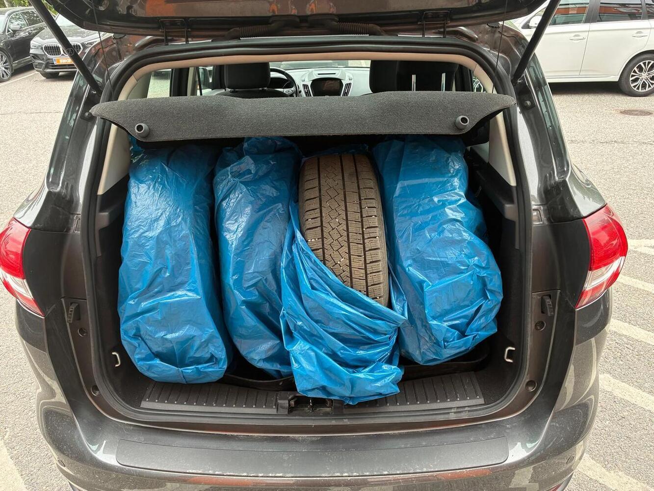 Ford C-MAX vaihtoauto