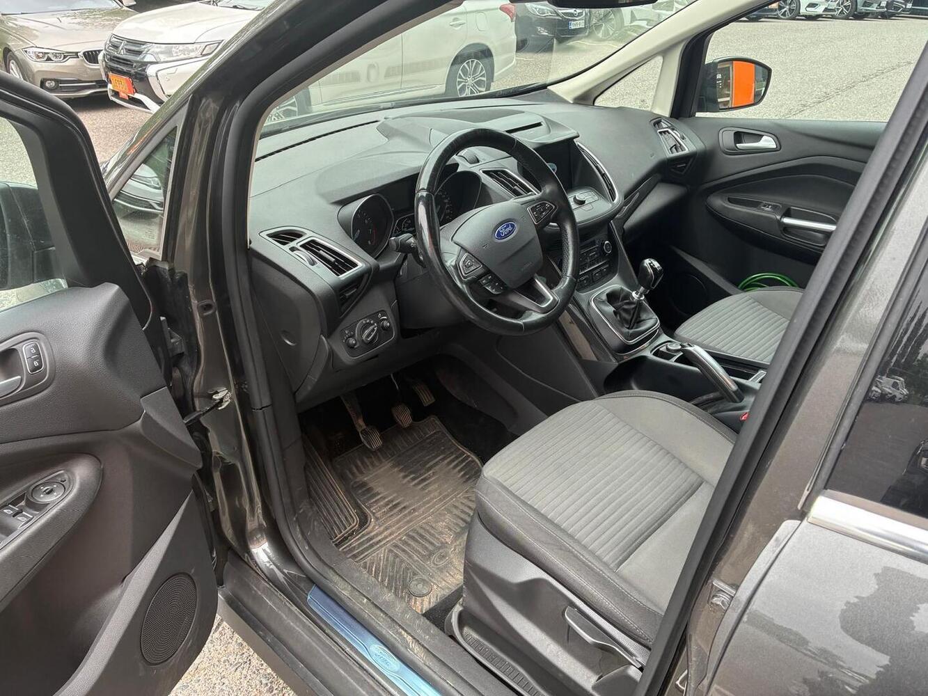 Ford C-MAX vaihtoauto
