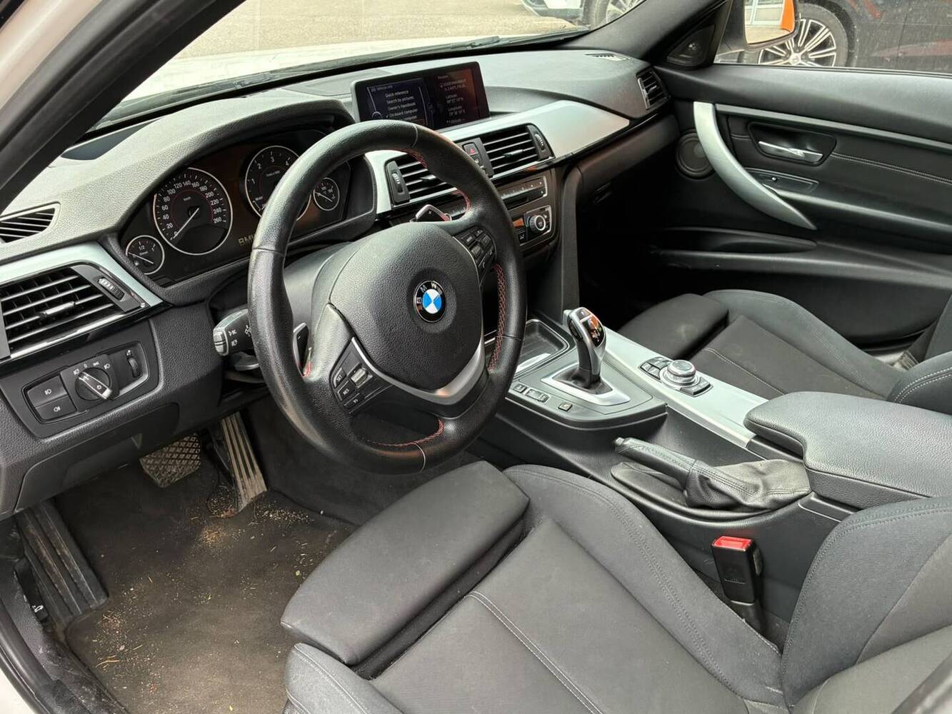 BMW 330 vaihtoauto