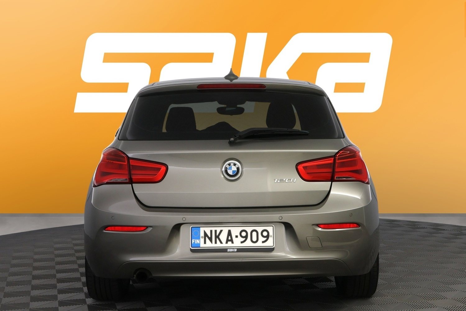 BMW 120 vaihtoauto