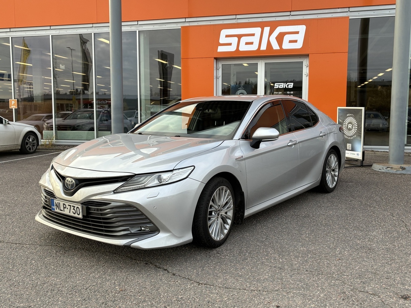 Toyota Camry vaihtoauto