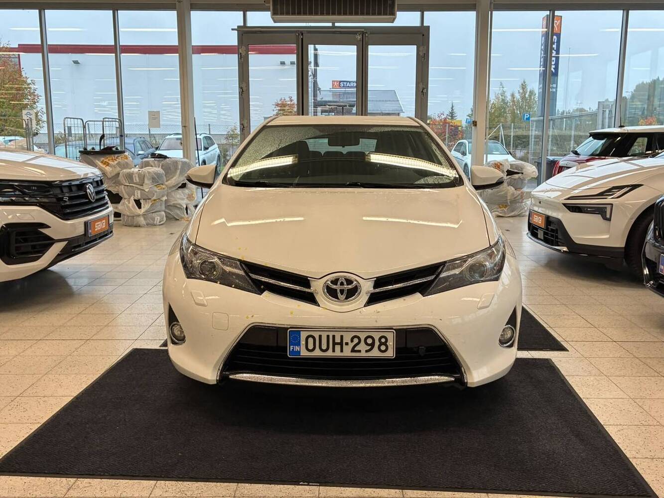 Toyota Auris vaihtoauto