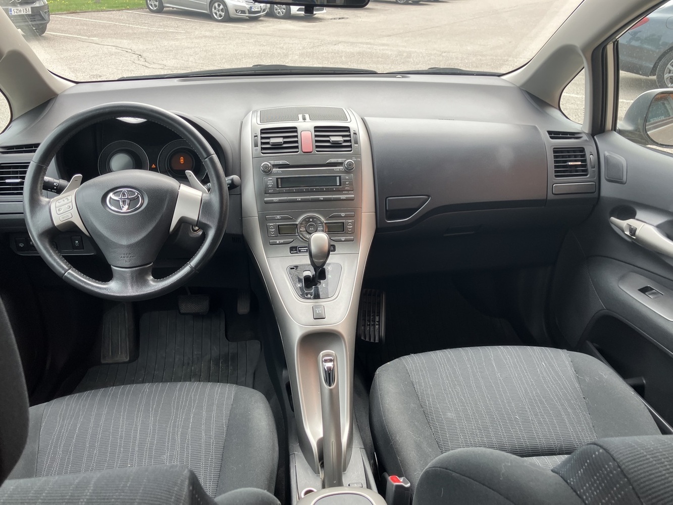 Toyota Auris vaihtoauto