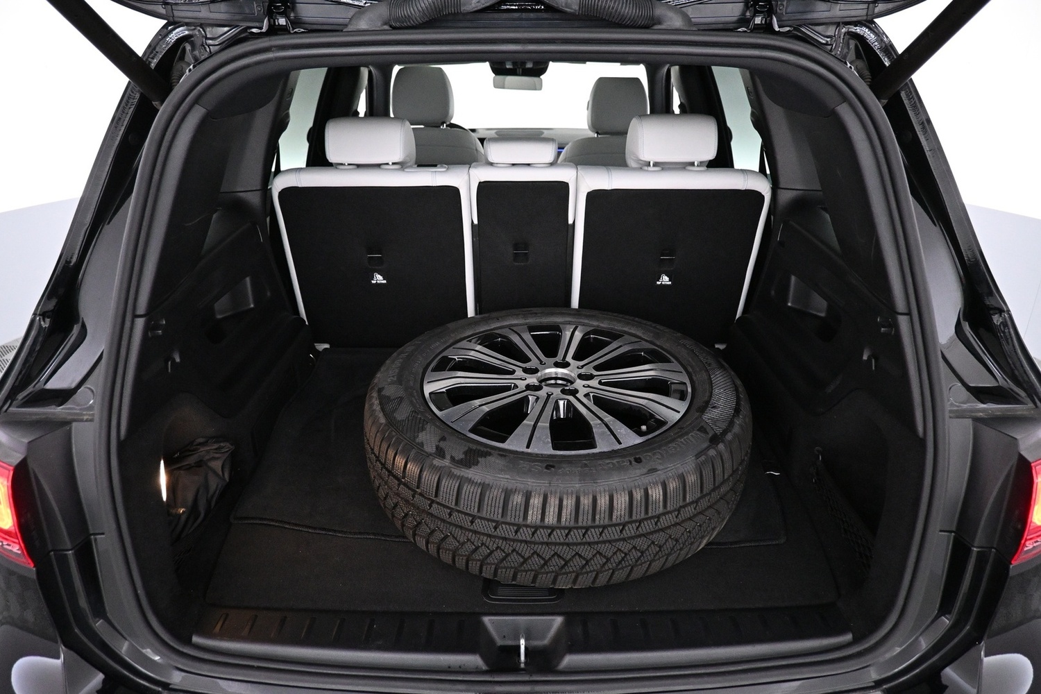 Mercedes-Benz EQB vaihtoauto
